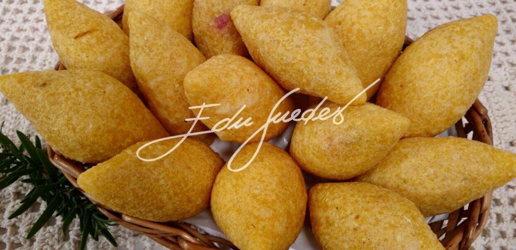 Bolinho caipira (do Vale do Paraíba) - Receitas Edu Guedes ...